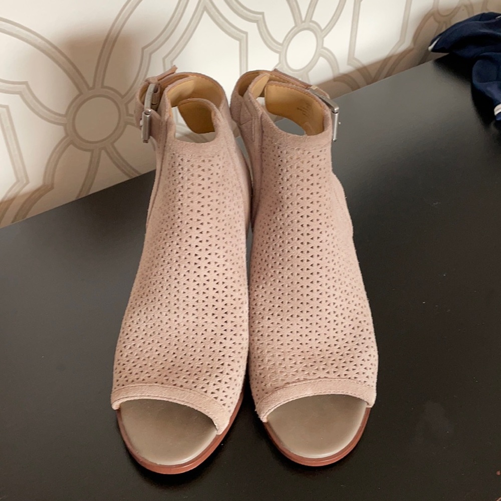 Sam Edelman suede shoes
